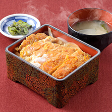 カツ重｜長岡市の美味しい餃子・ラーメン・定食 金子屋