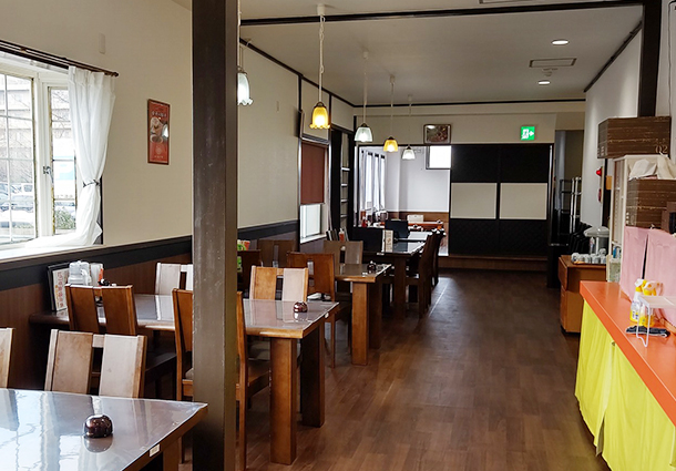 長岡市金子屋大島店店内｜長岡市の美味しい餃子・ラーメン・定食 金子屋